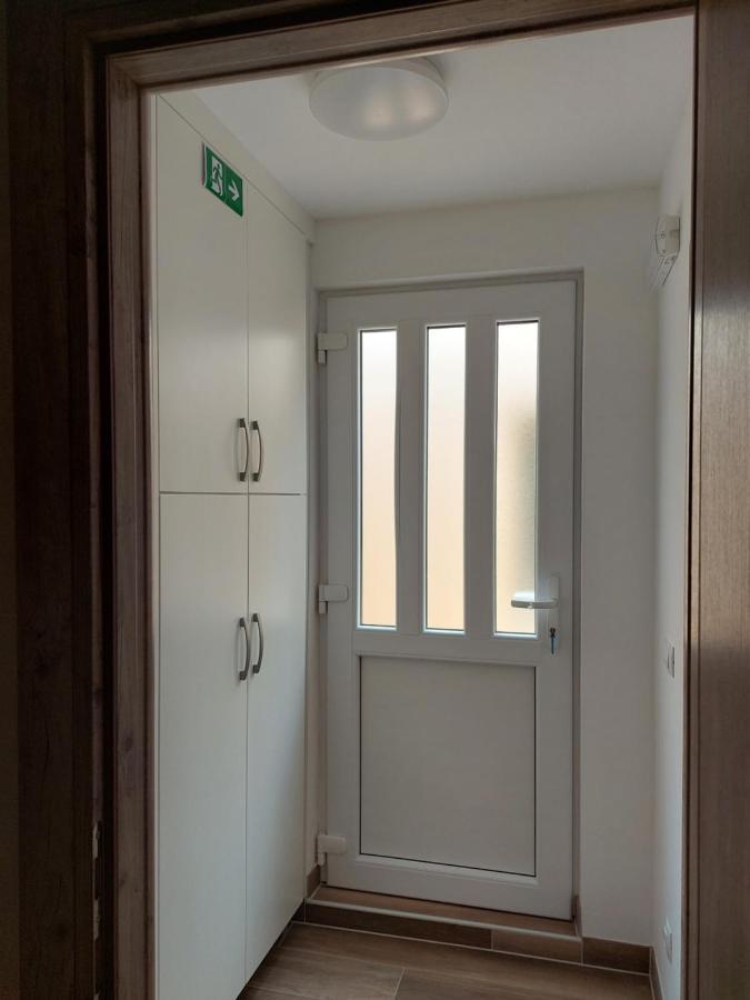 Apartmani Antonia Račišće المظهر الخارجي الصورة
