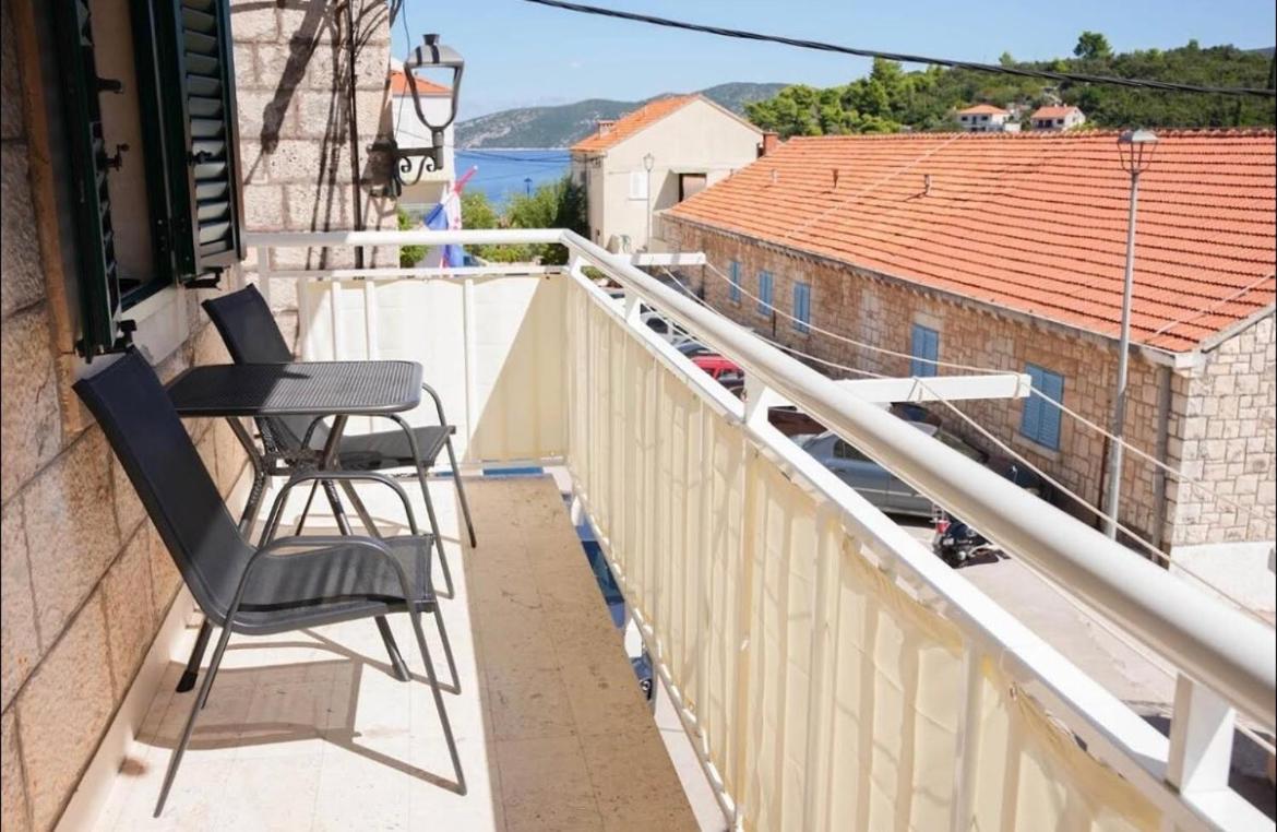 Apartmani Antonia Račišće المظهر الخارجي الصورة